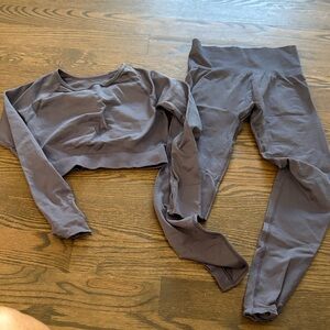 Wave CroppedLeggings Set